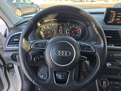 2017 Audi Q3 2.0T quattro Premium