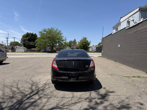 2013 Lincoln MKS
