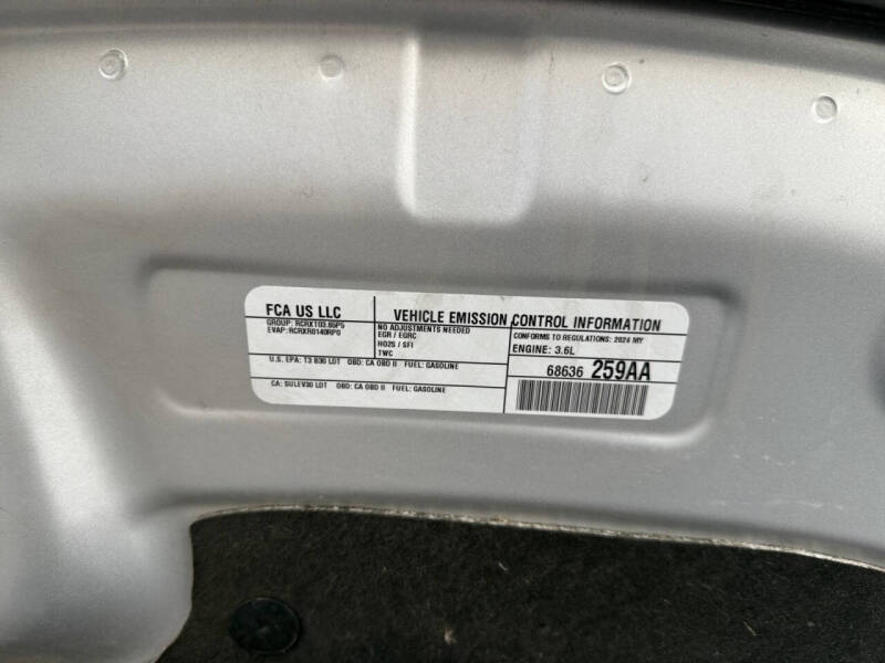 2024 Chrysler Pacifica Touring L