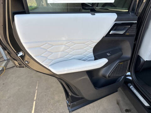 2025 Mitsubishi Outlander SEL Platinum Edition