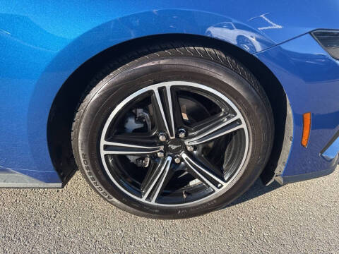 2024 Ford Mustang EcoBoost