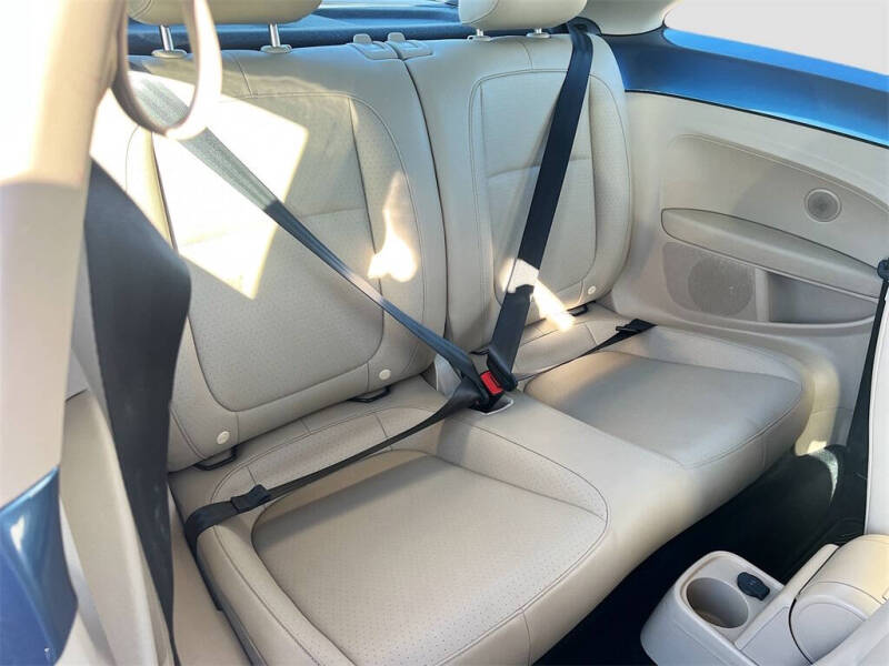 2019 Volkswagen Beetle 2.0T SE