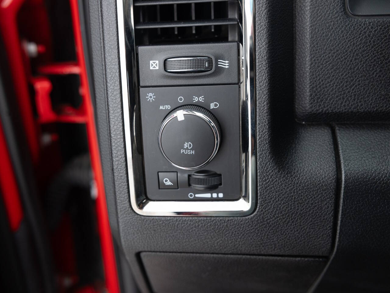 Used Car 2018 Ram 1500  Sport 4x4 4dr Crew Cab 5.5 Ft. Sb Pickup For Sale Under $30,000 In Coal City, Illinois