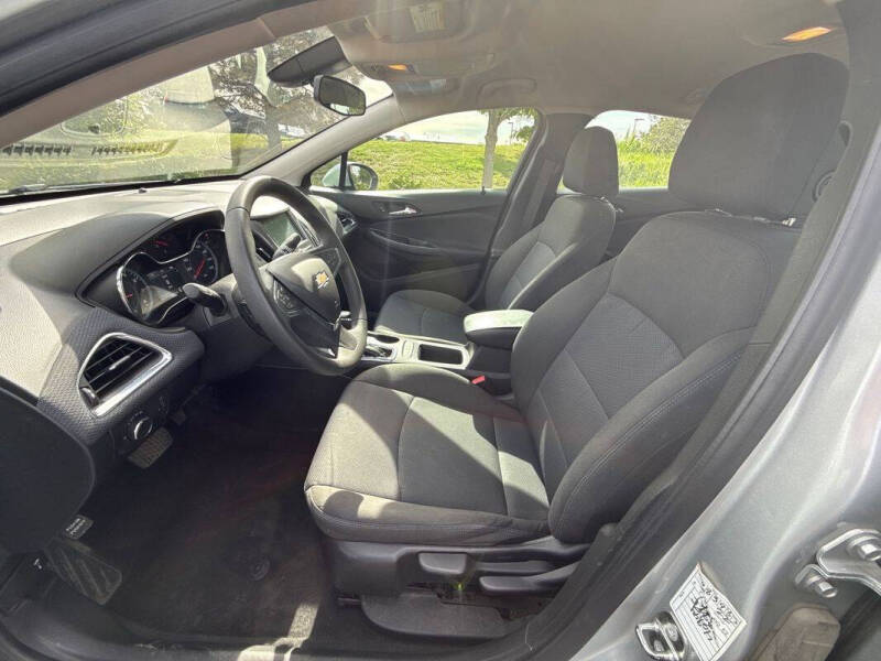 2018 Chevrolet Cruze LT Auto