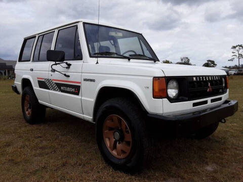 1990 Mitsubishi Montero