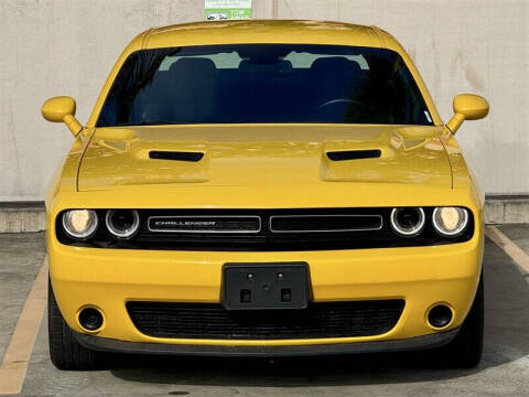 2017 Dodge Challenger SXT
