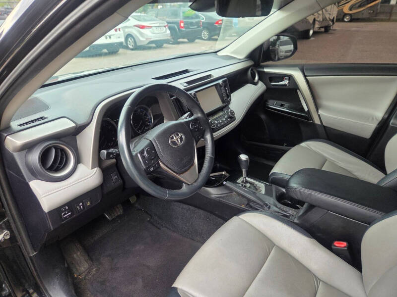 2017 Toyota RAV4 Limited
