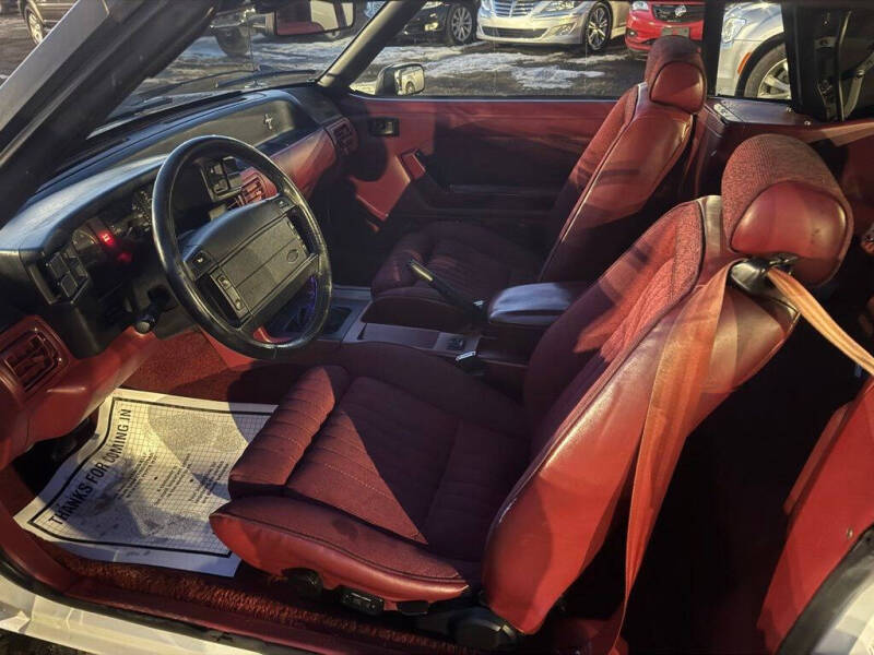1990 Ford Mustang