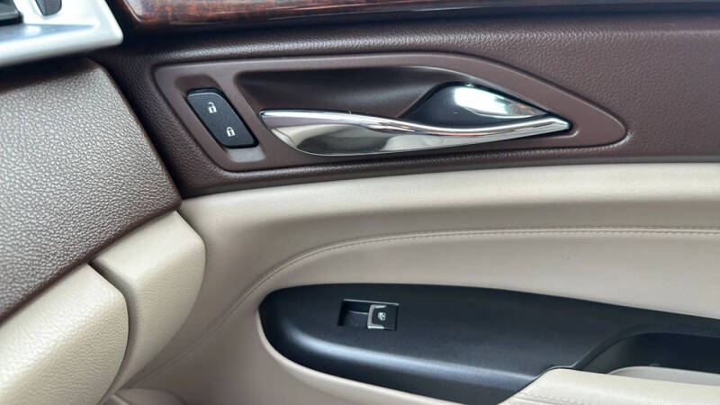 2014 Cadillac SRX Performance Collection