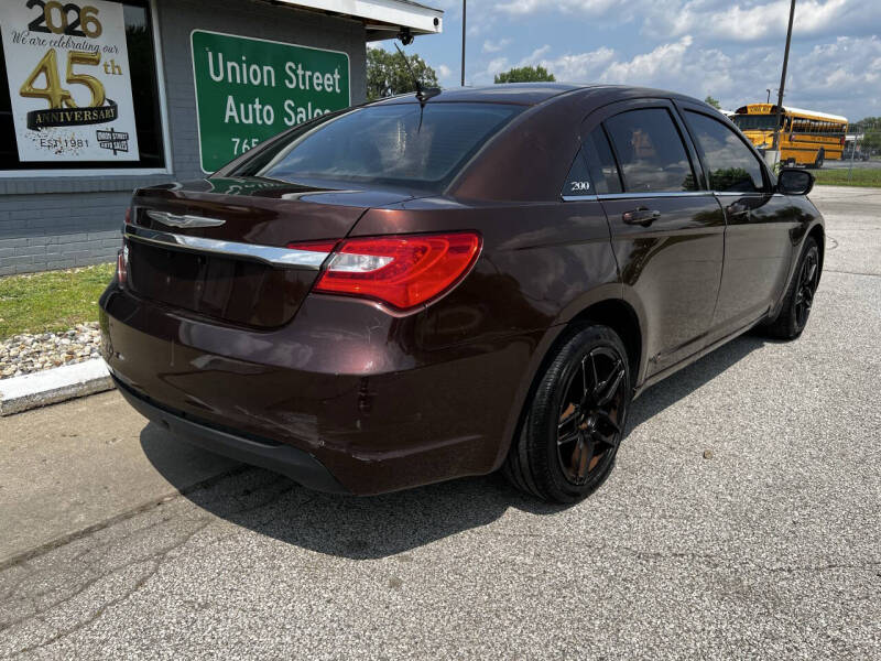 2012 Chrysler 200 Touring