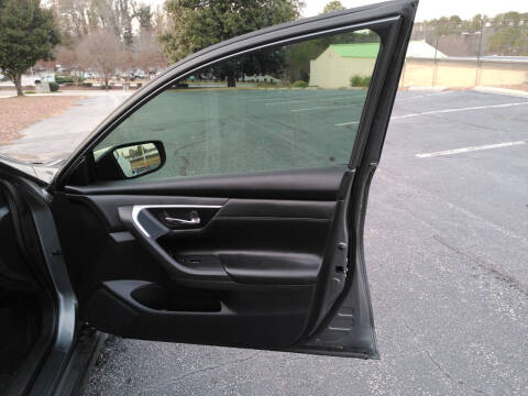 2017 Nissan Altima 2.5 SR