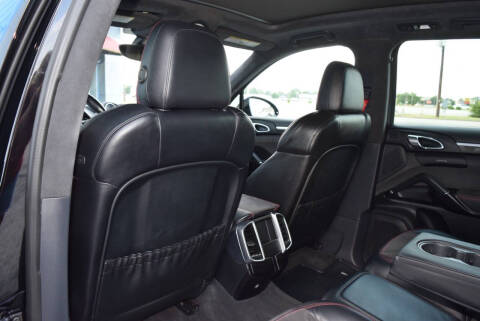 2017 Porsche Cayenne GTS
