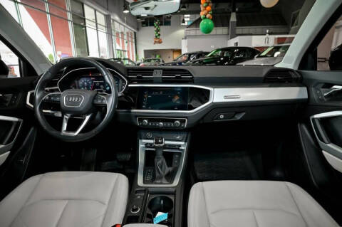 2021 Audi Q3 quattro S line Premium 45 TFSI