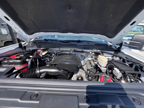 2015 Chevrolet Silverado 3500HD CC