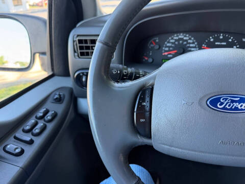 2003 Ford Excursion XLT