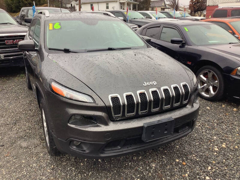 2016 Jeep Cherokee Latitude's photo