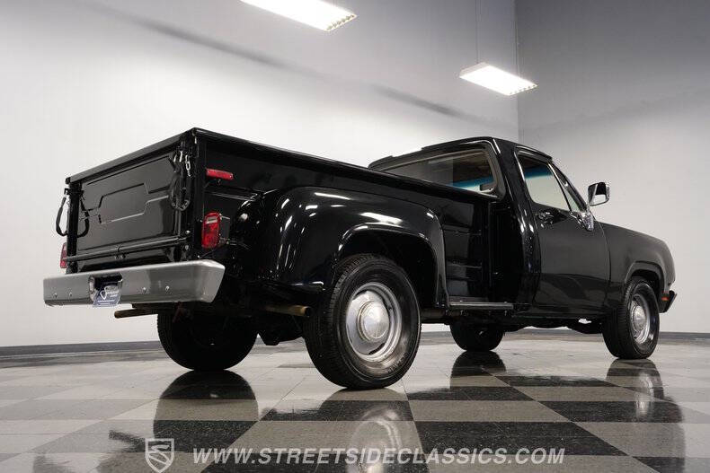 1977 Dodge D100 Pickup