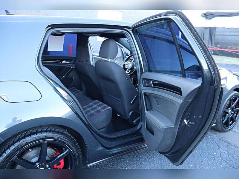 2017 Volkswagen Golf GTI Autobahn