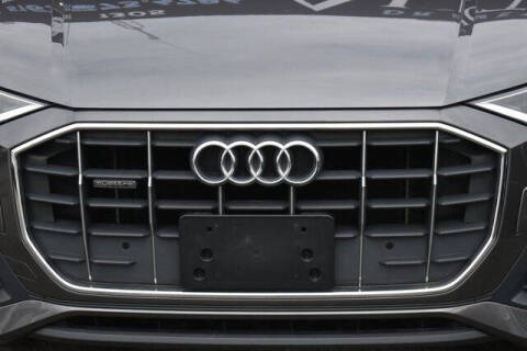 2019 Audi Q8 quattro Premium 55 TFSI