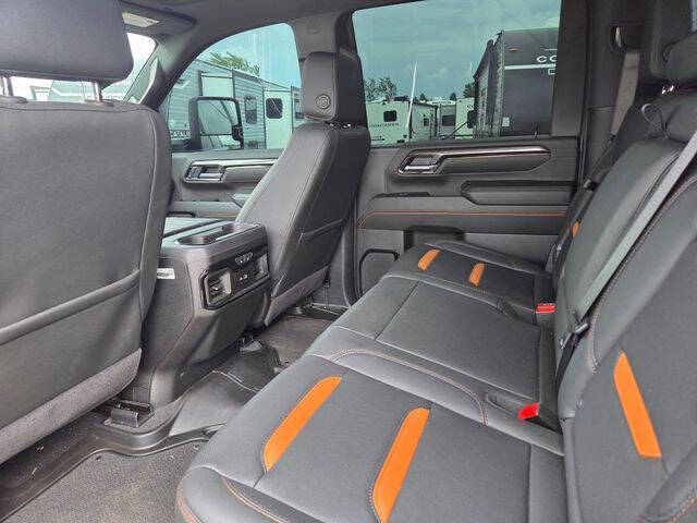 2025 GMC Sierra 2500HD