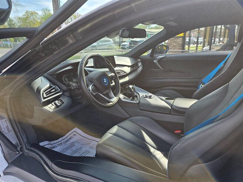 2016 BMW i8