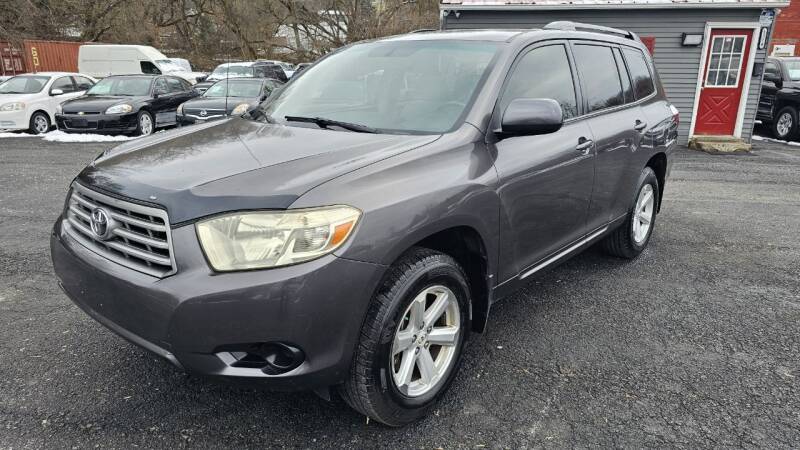 2008 Toyota Highlander for sale at Arcia Services LLC in Chittenango NY