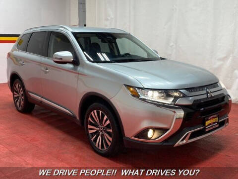 2020 Mitsubishi Outlander SE
