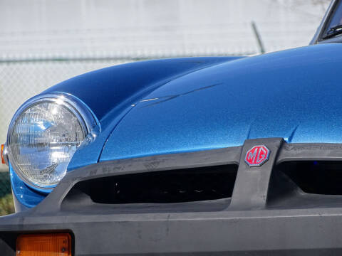 1977 MG B