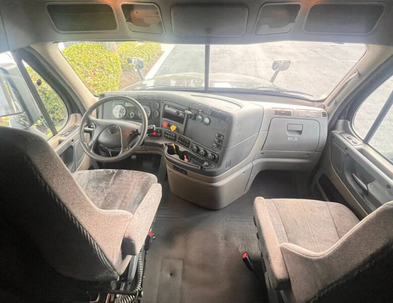 2018 Freightliner Cascadia
