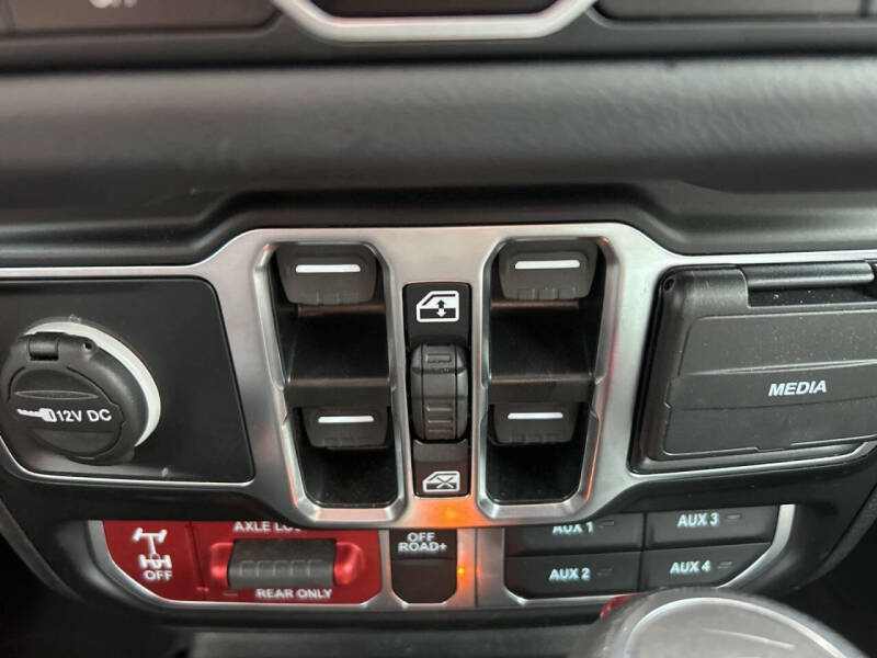 2025 Jeep Gladiator Mojave