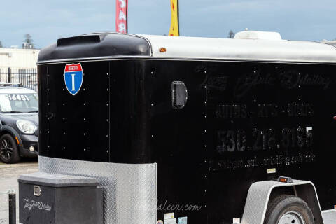 2017 Interstate 1AXLE