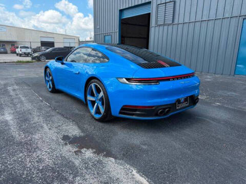 2022 Porsche 911 Carrera