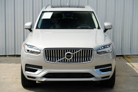 2023 Volvo XC90 Recharge T8 Ultimate Bright Theme 6P