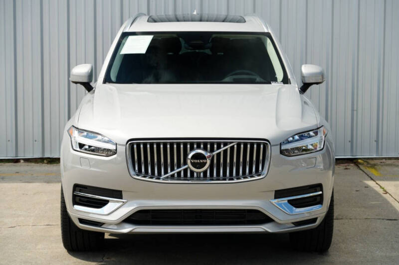 2023 Volvo XC90 Recharge T8 Ultimate Bright Theme 6P