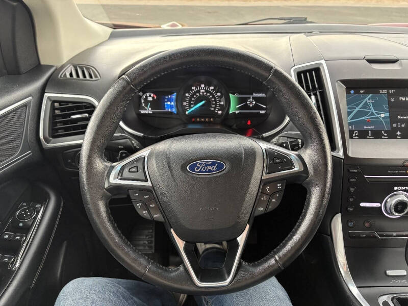 2017 Ford Edge Titanium