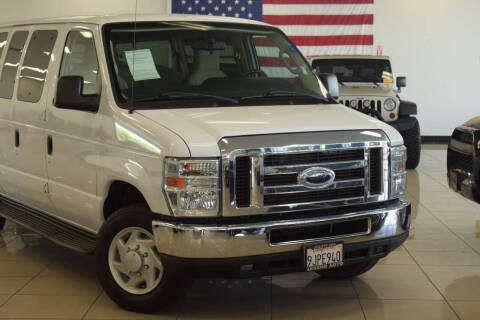 2014 Ford E-Series E-350 SD XLT