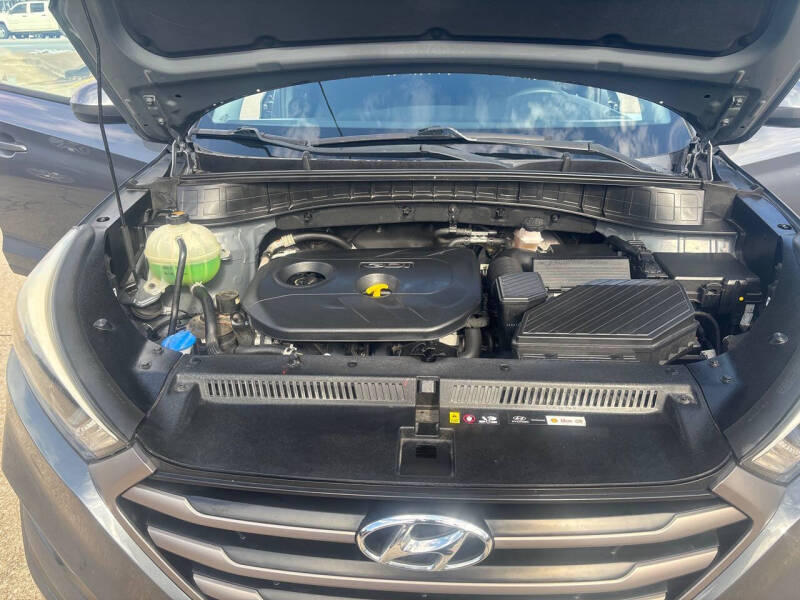 2016 Hyundai Tucson SE