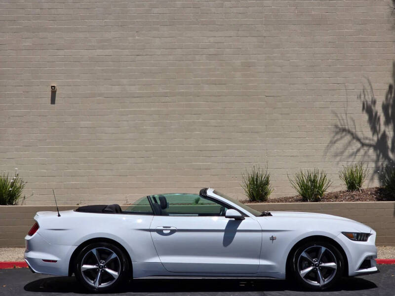 2016 Ford Mustang V6