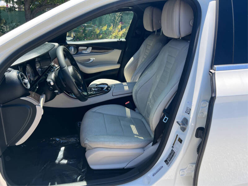 2017 Mercedes-Benz E-Class E 300