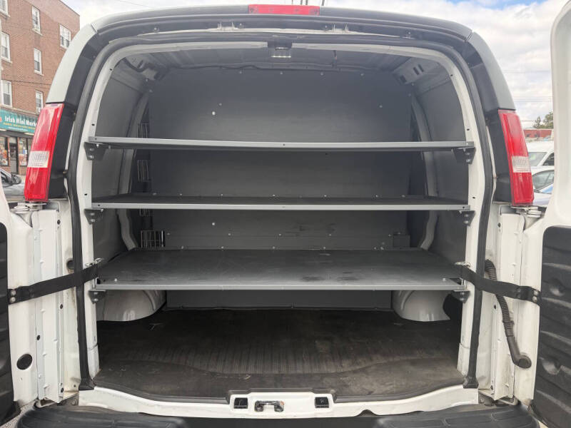 2020 Chevrolet Express 2500