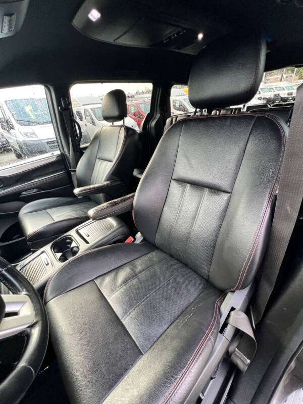 2020 Dodge Grand Caravan GT