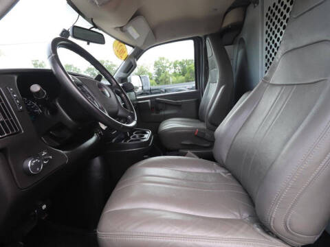 2022 GMC Savana 2500