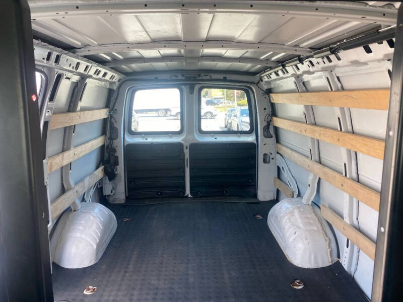 2019 Chevrolet Express 2500