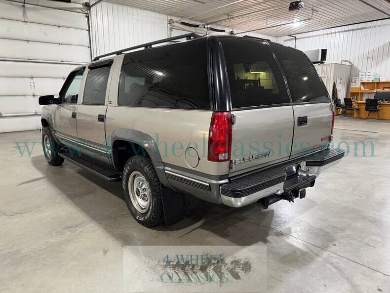 1999 GMC Suburban