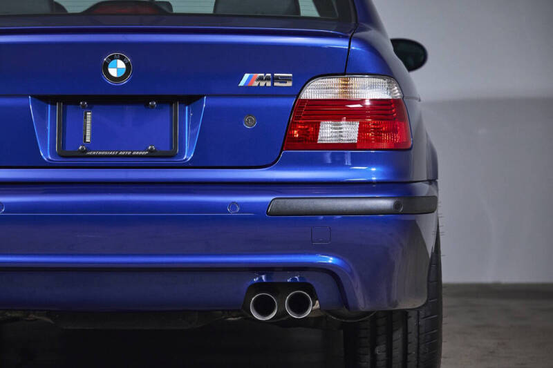 2002 BMW M5