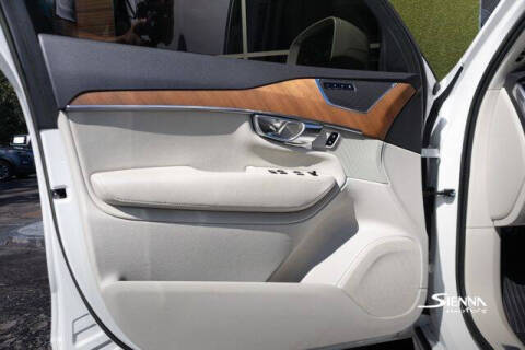 2022 Volvo XC90 Recharge T8 Inscription Expression 7P