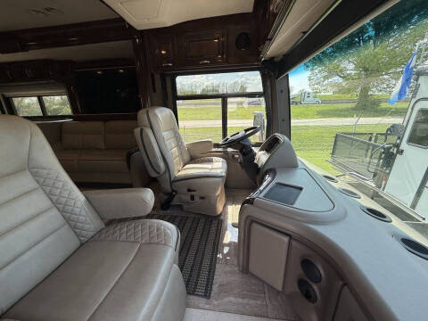 2020 Thor Motor Coach Aria 3901