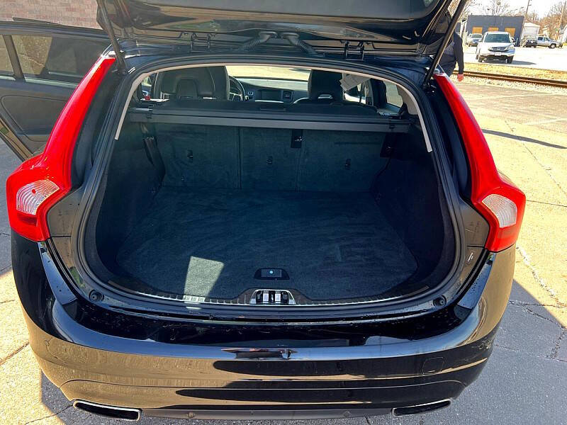 2016 Volvo V60 T5 Drive-E Premier