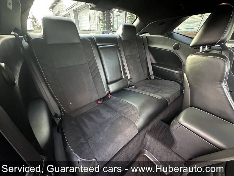 2015 Dodge Challenger SRT 392