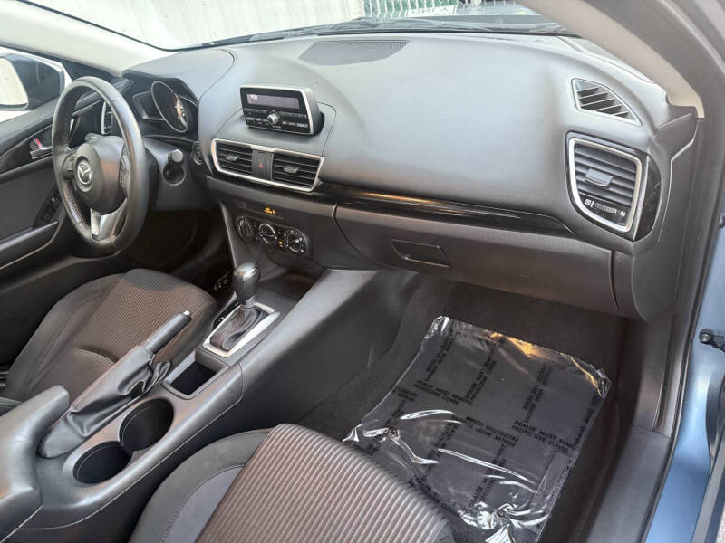 2014 Mazda MAZDA3 i Touring